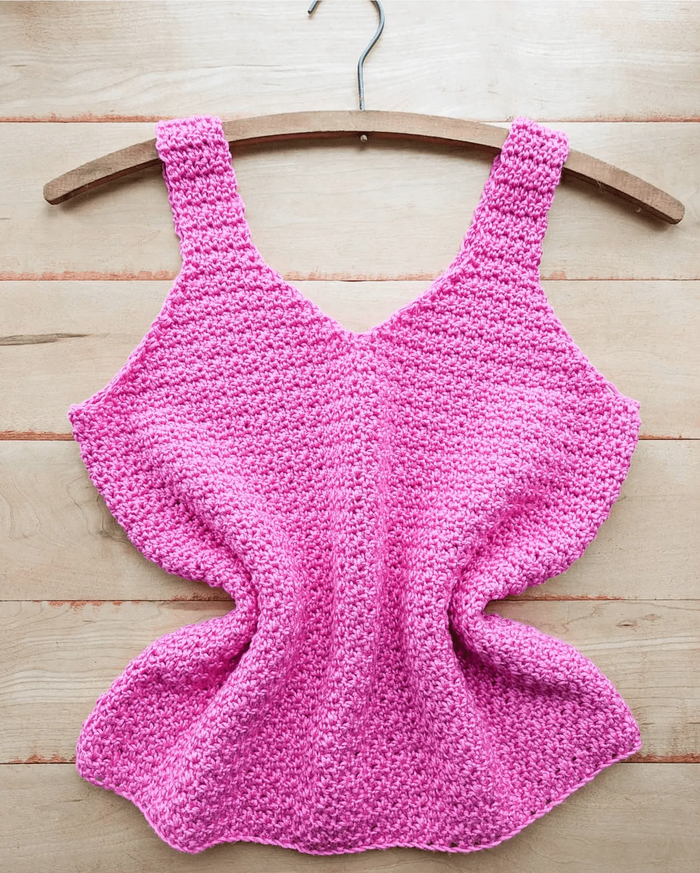 Crochet Kit - Victoria Vneck