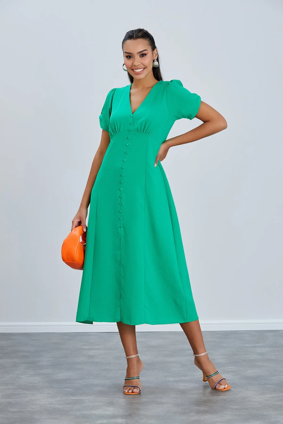 Effortless Button-Up Midi Dress in Soft Green Linen
