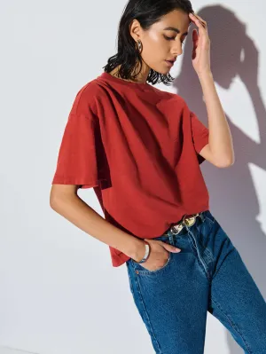 Reni Tee